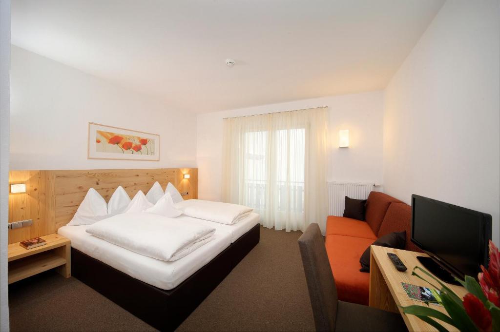 Hotel Ultnerhof Santa Gertrude Room photo