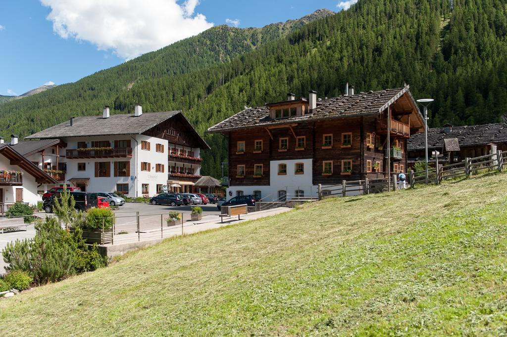 Hotel Ultnerhof Santa Gertrude Exterior photo